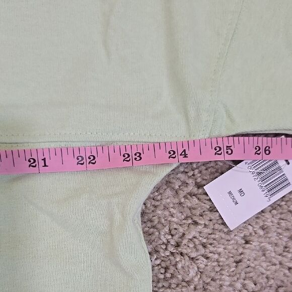 Disneyland Mickey Mouse Mint Ice Cream Sandwich Spirit Jersey NWT - Picture 10 of 16